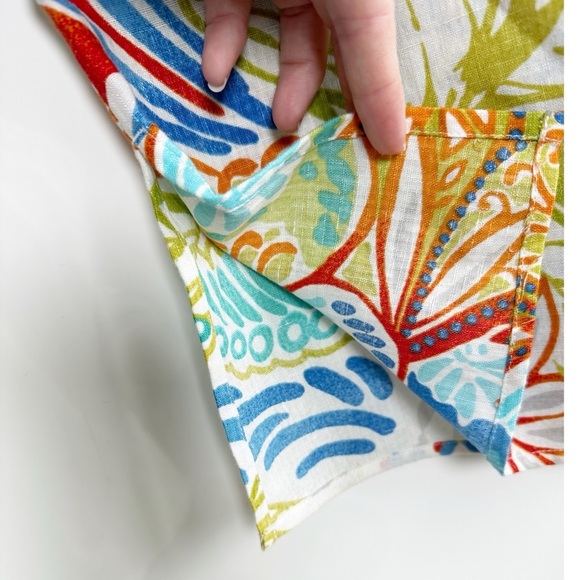 Chico’s Linen Blend Tunic Top Size 1 (Medium) Tropical Print Button Front Resort - Picture 4 of 7